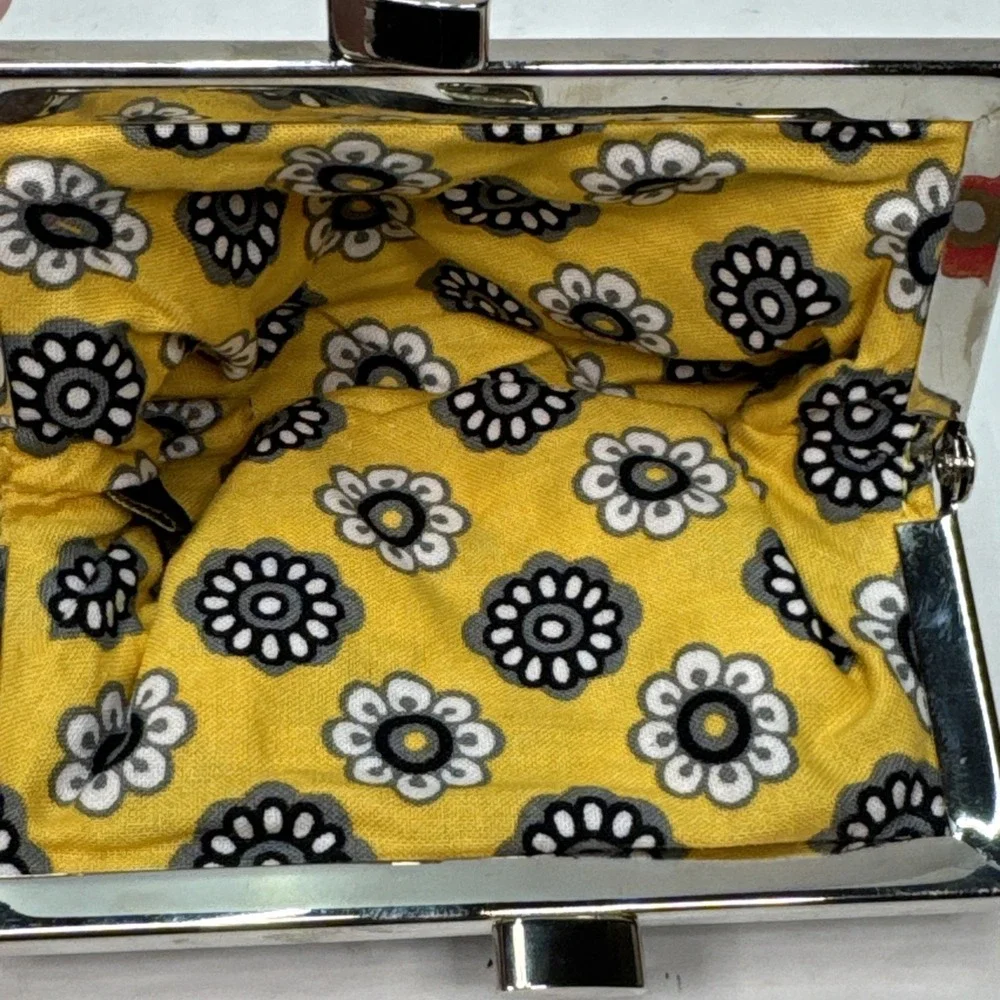 Vera Bradley Kisslock Coin Purse Black Floral, 4
